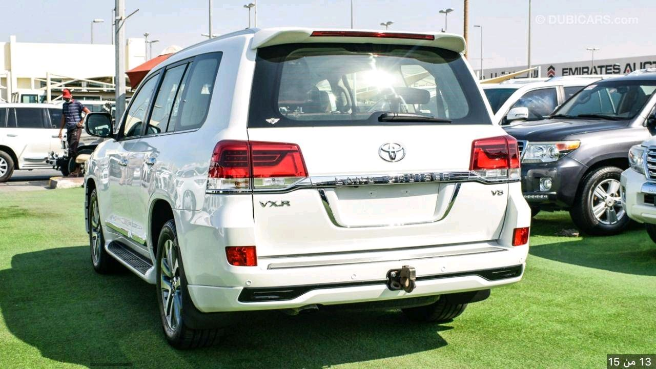 Toyota Land Cruiser - Image 5