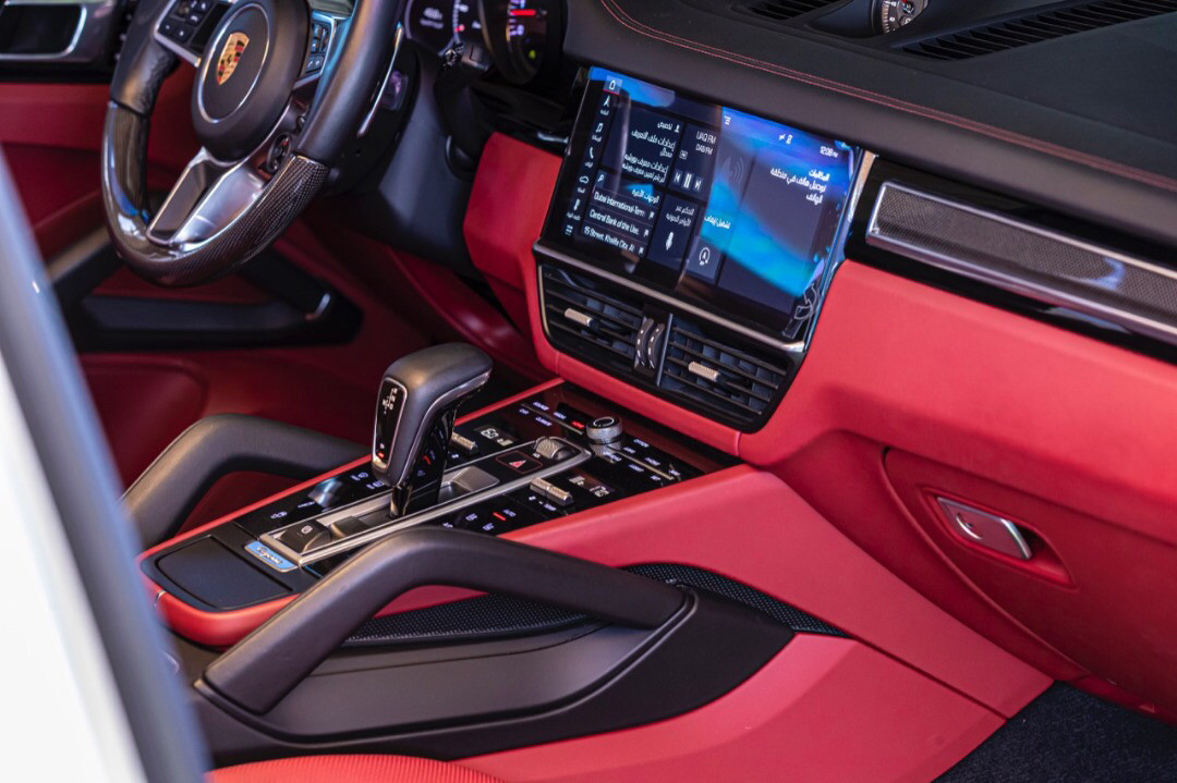 Porsche Cayenne - Image 5