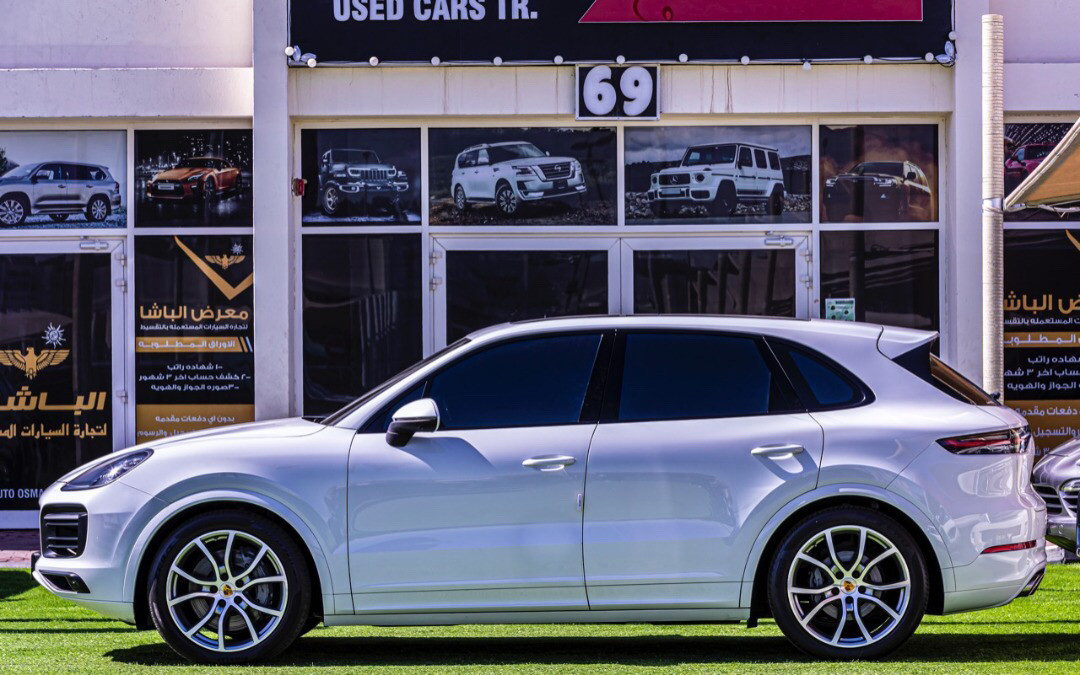 Porsche Cayenne - Image 4