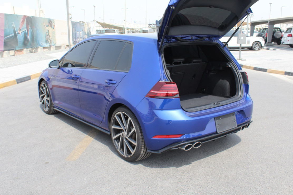 Volkswagen Golf R - Image 8