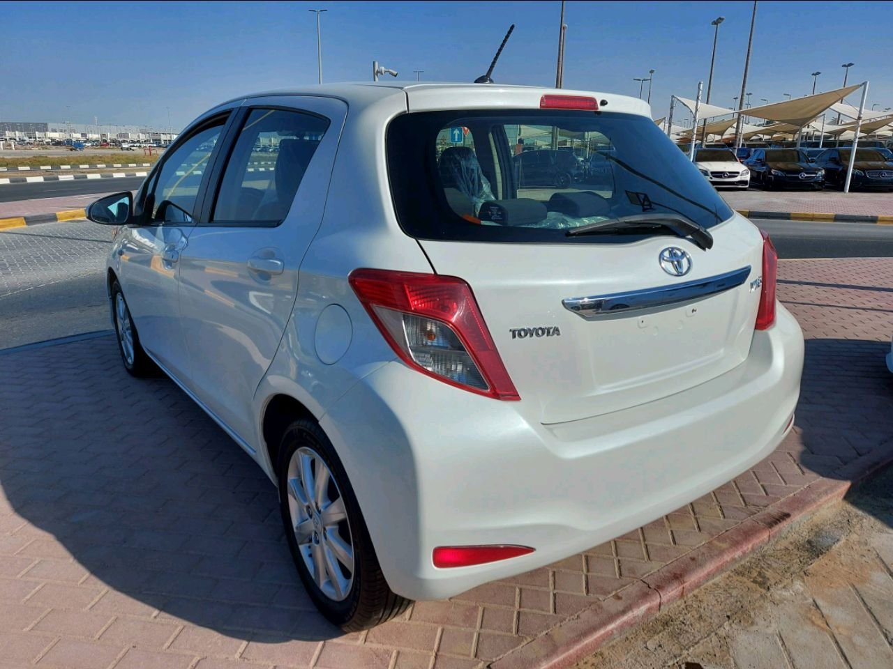 Toyota Yaris - Image 4