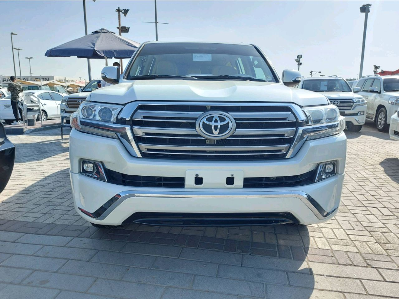 Toyota Land Cruiser - Image 4