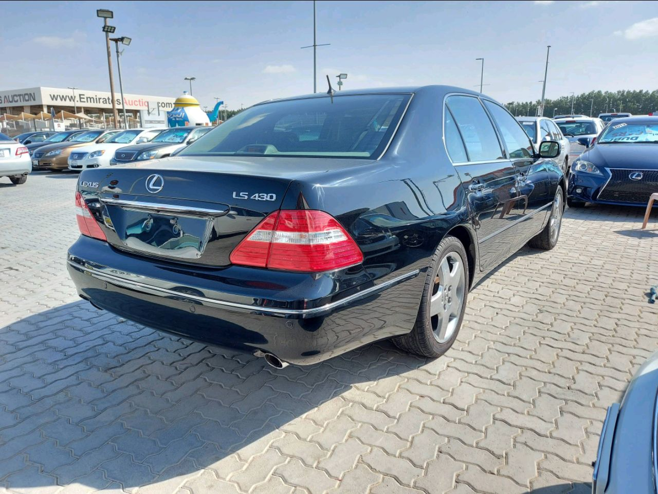 Lexus LS-Series - Image 3