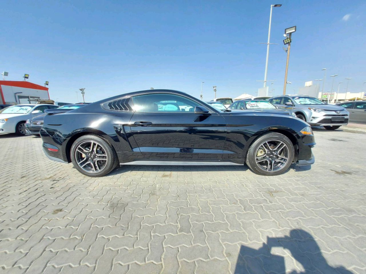 Ford Mustang - Image 5