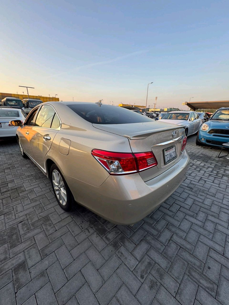 Lexus ES-Series - Image 6
