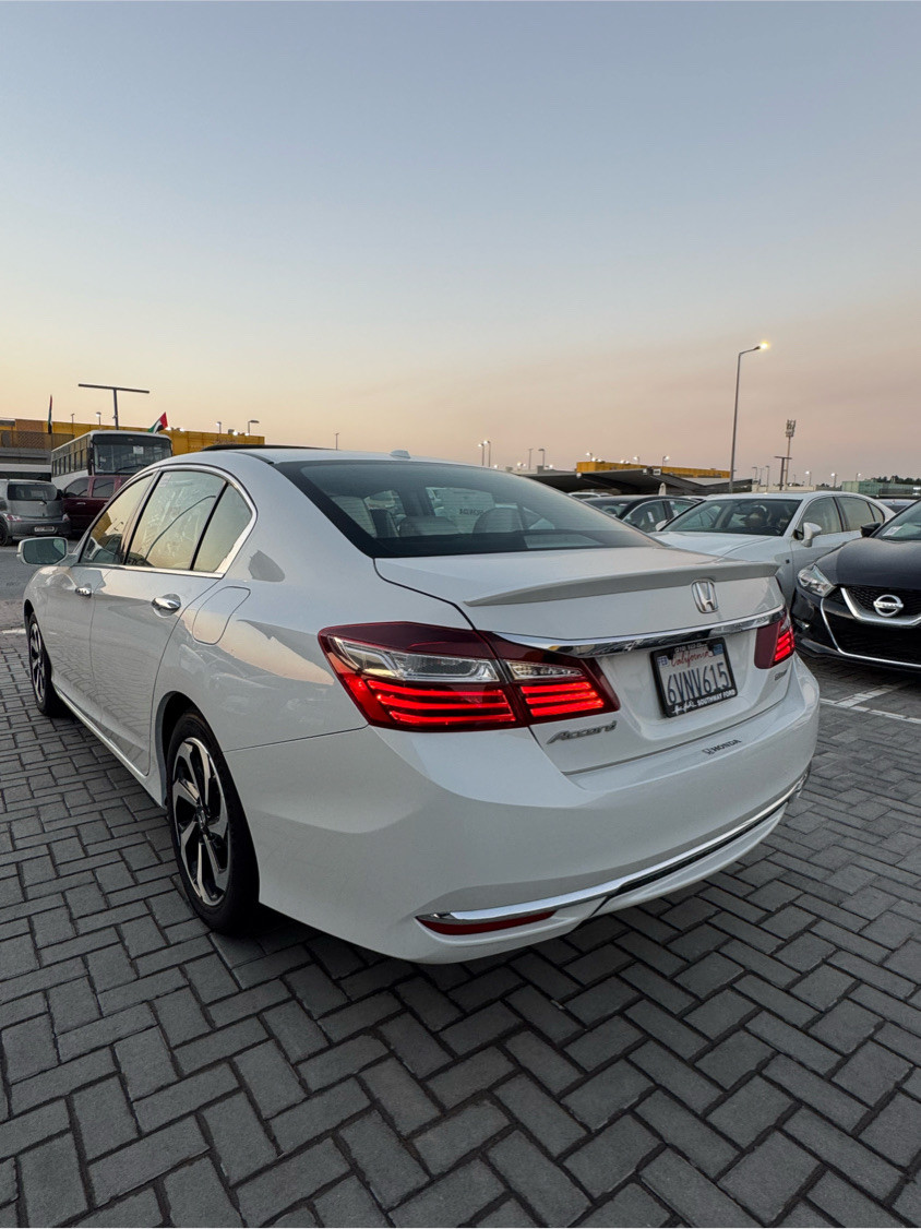 Honda Accord - Image 7