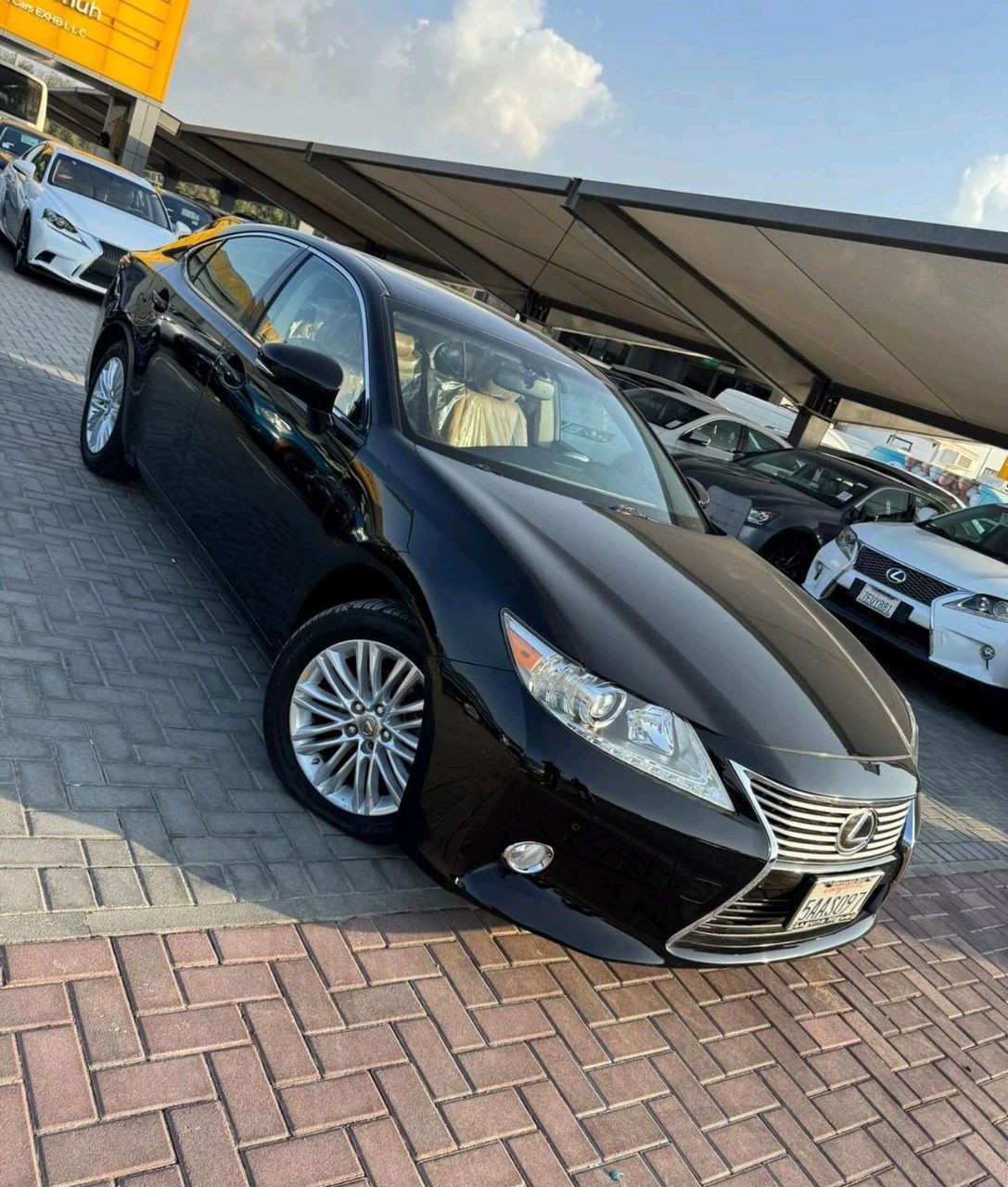 Lexus ES-Series - Image 3