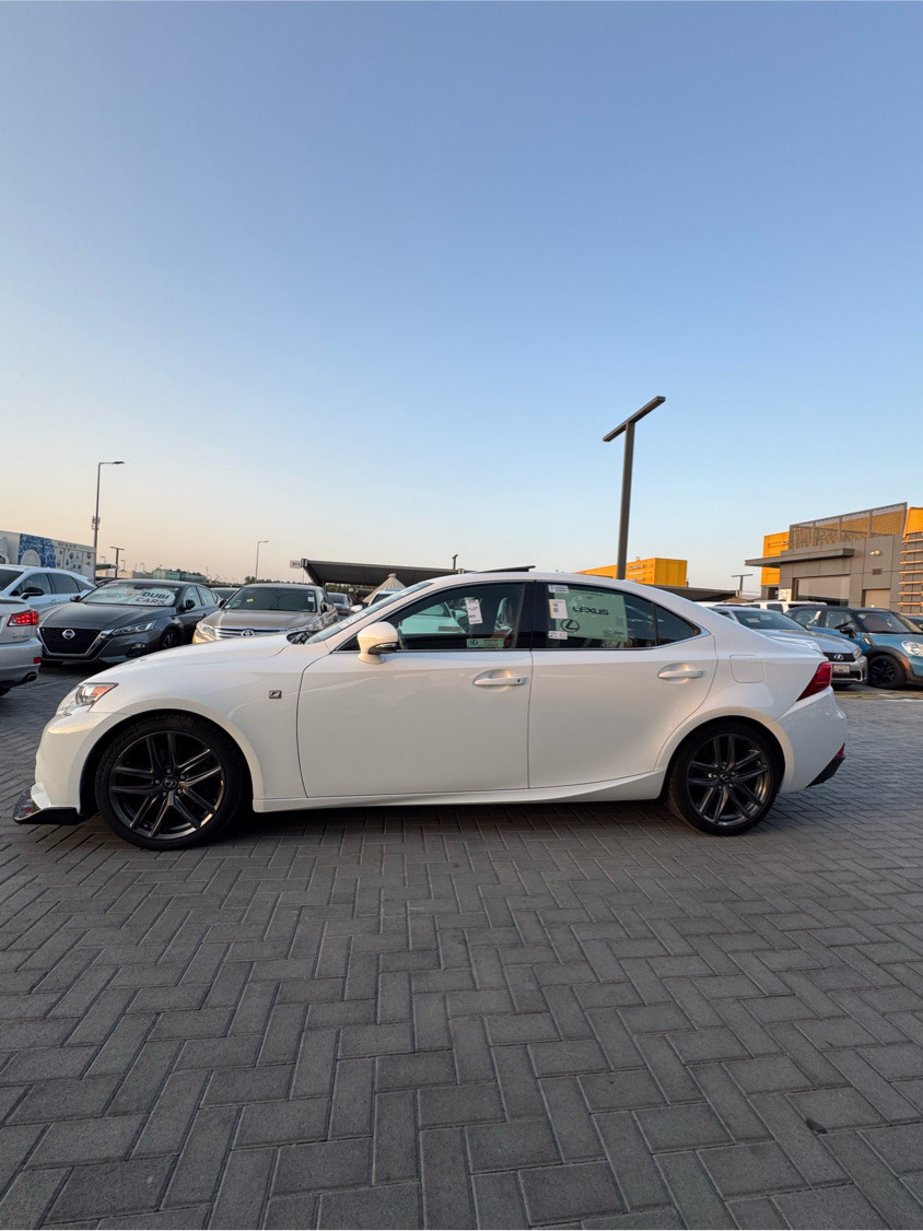 Lexus IS-Series - Image 8