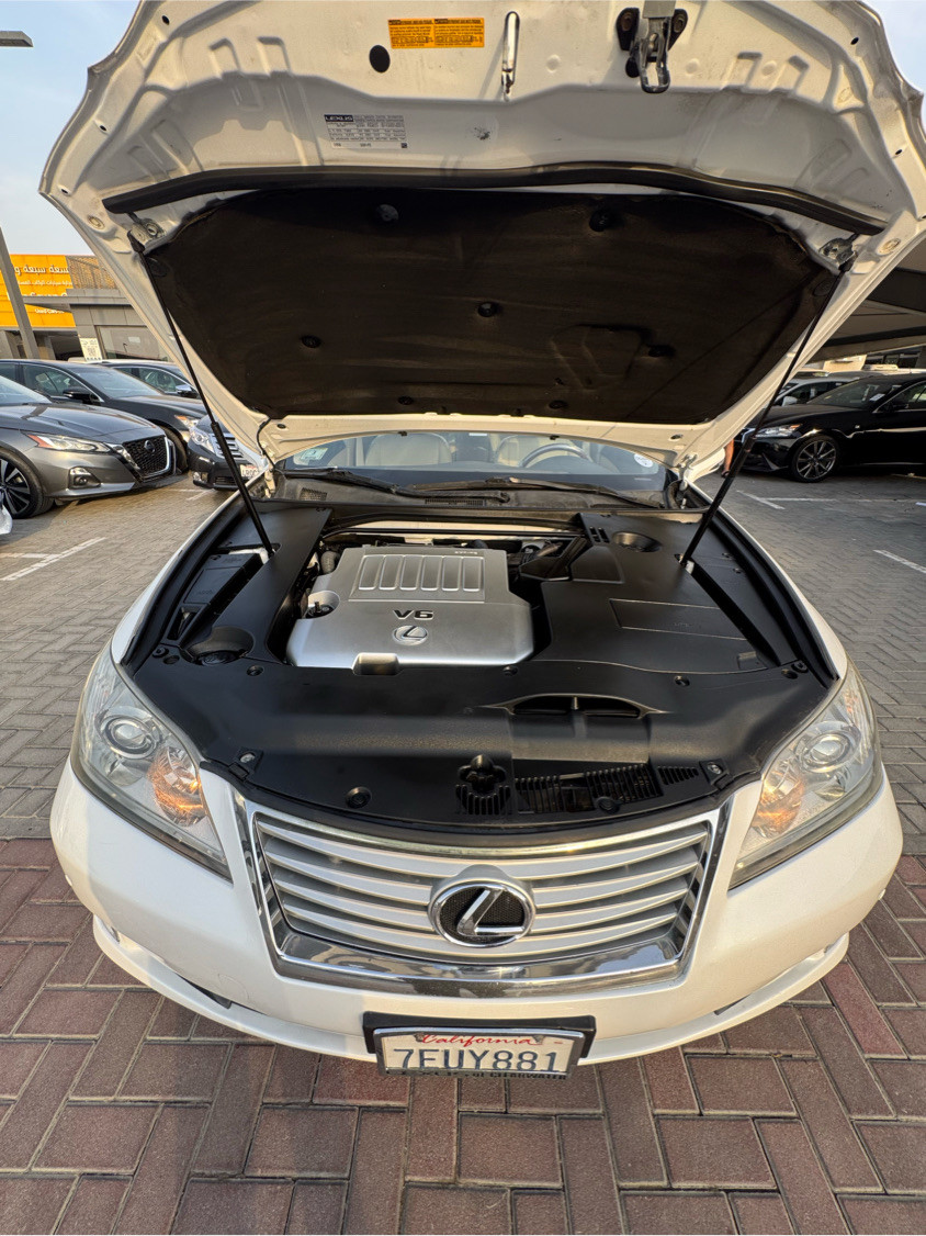 Lexus ES-Series - Image 10