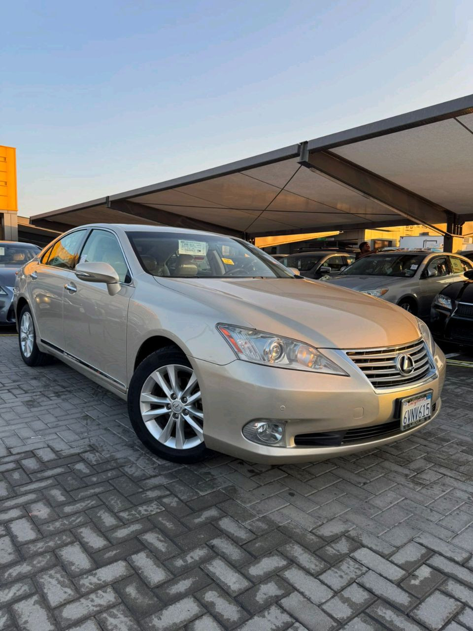 Lexus ES-Series - Image 9