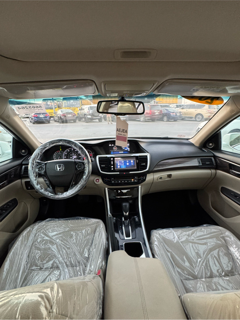 Honda Accord - Image 9