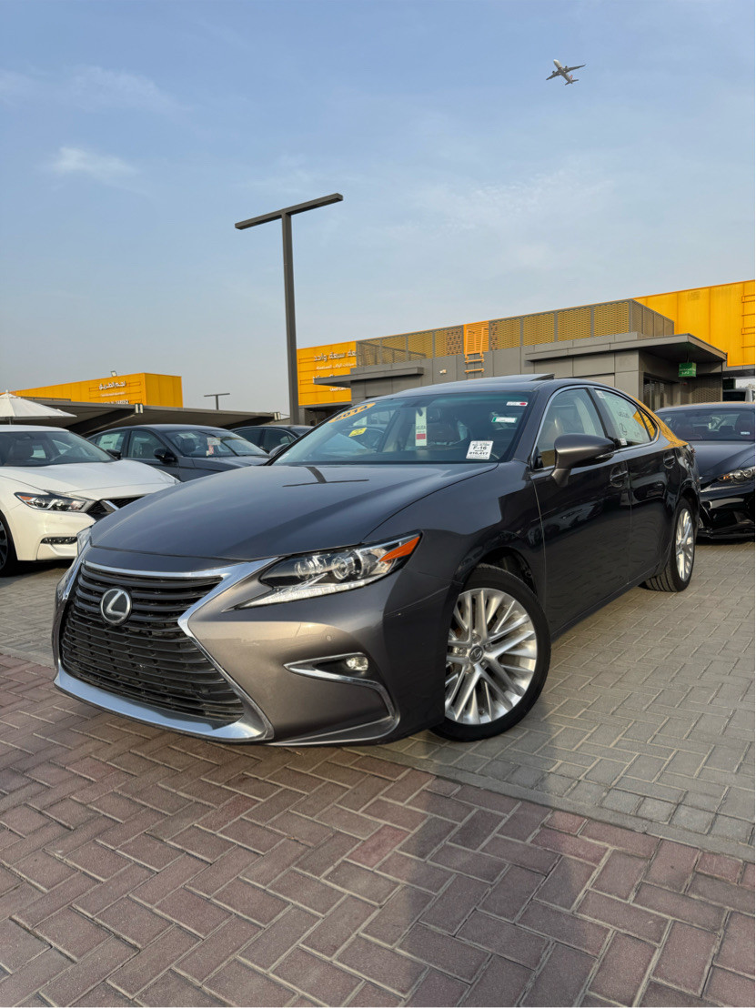 Lexus ES-Series - Image 6