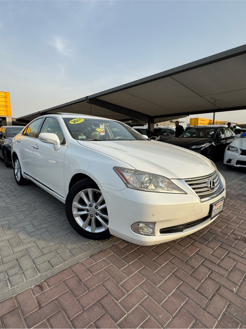 Lexus ES-Series - Image 3