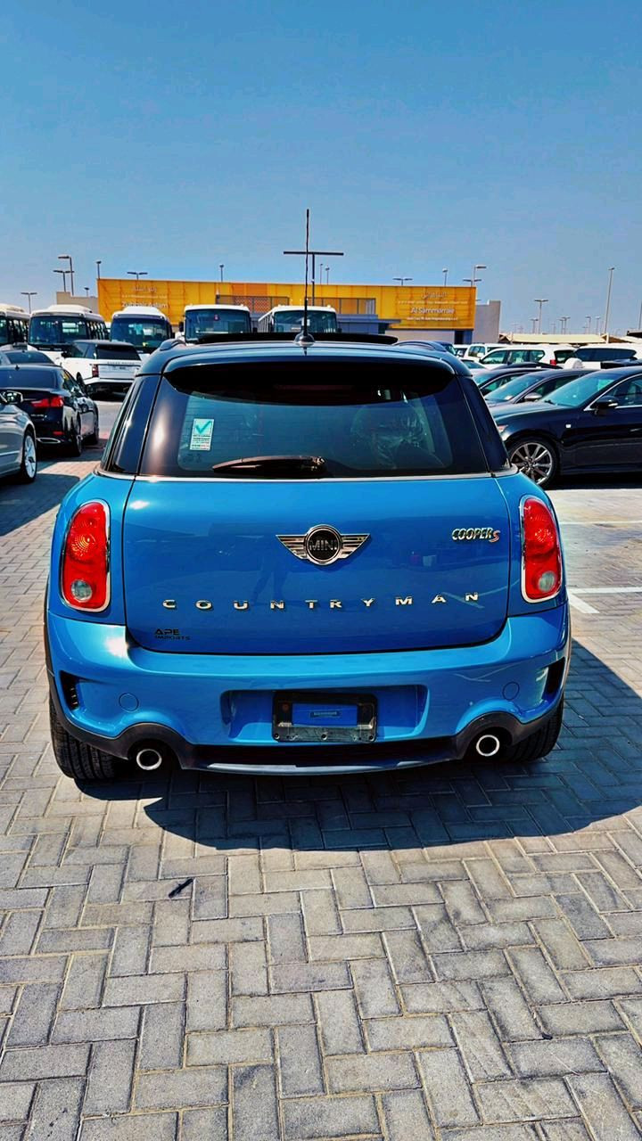 Mini Cooper Model S - Image 6