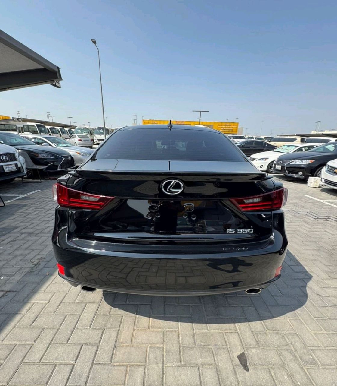 Lexus IS-Series - Image 2