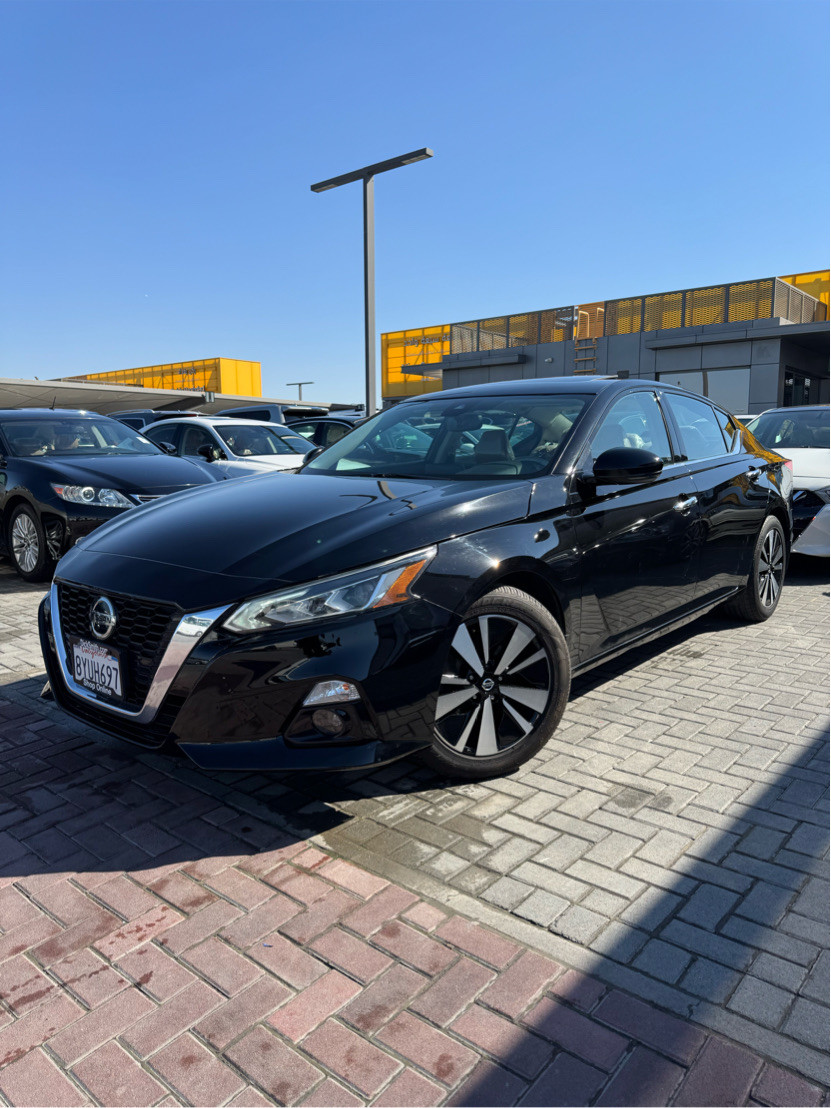 Nissan Altima - Image 7