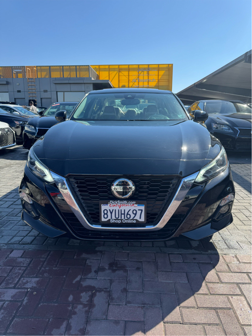 Nissan Altima - Image 3