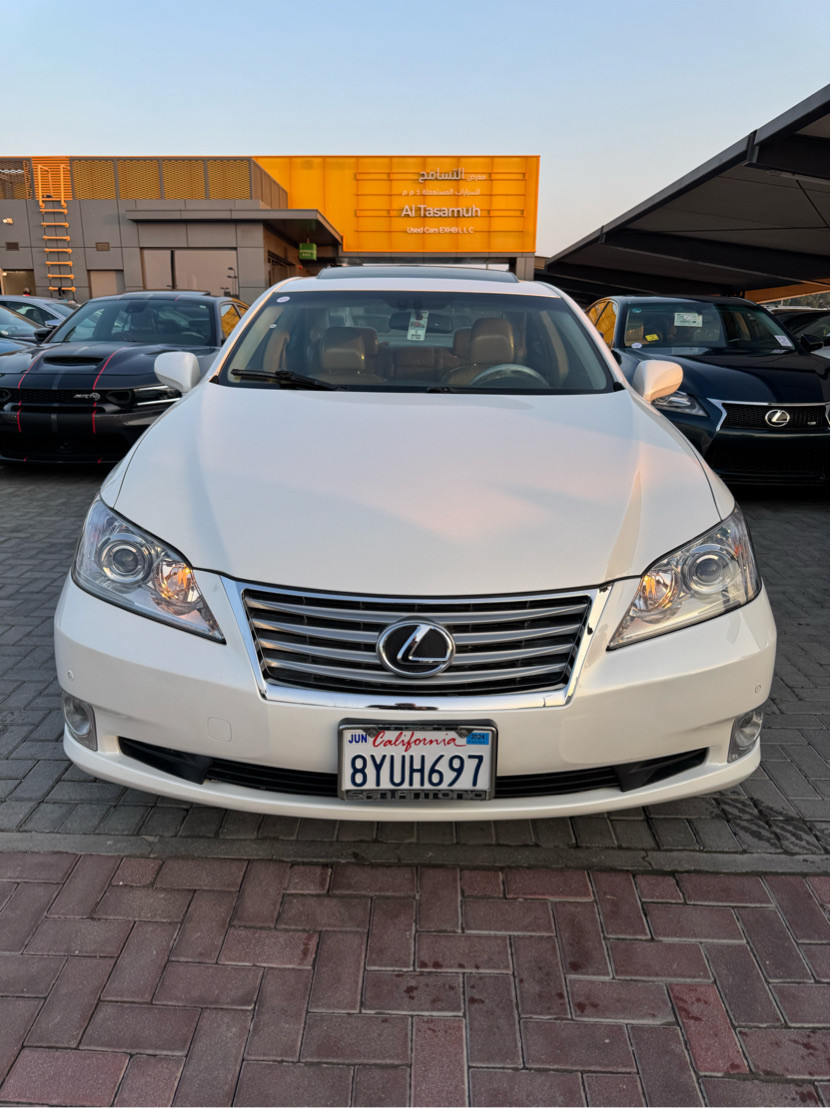 Lexus ES-Series - Image 3