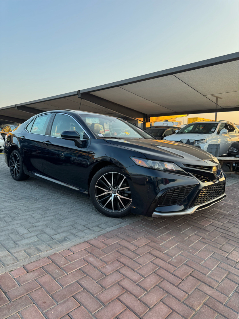 Toyota Camry - Image 3