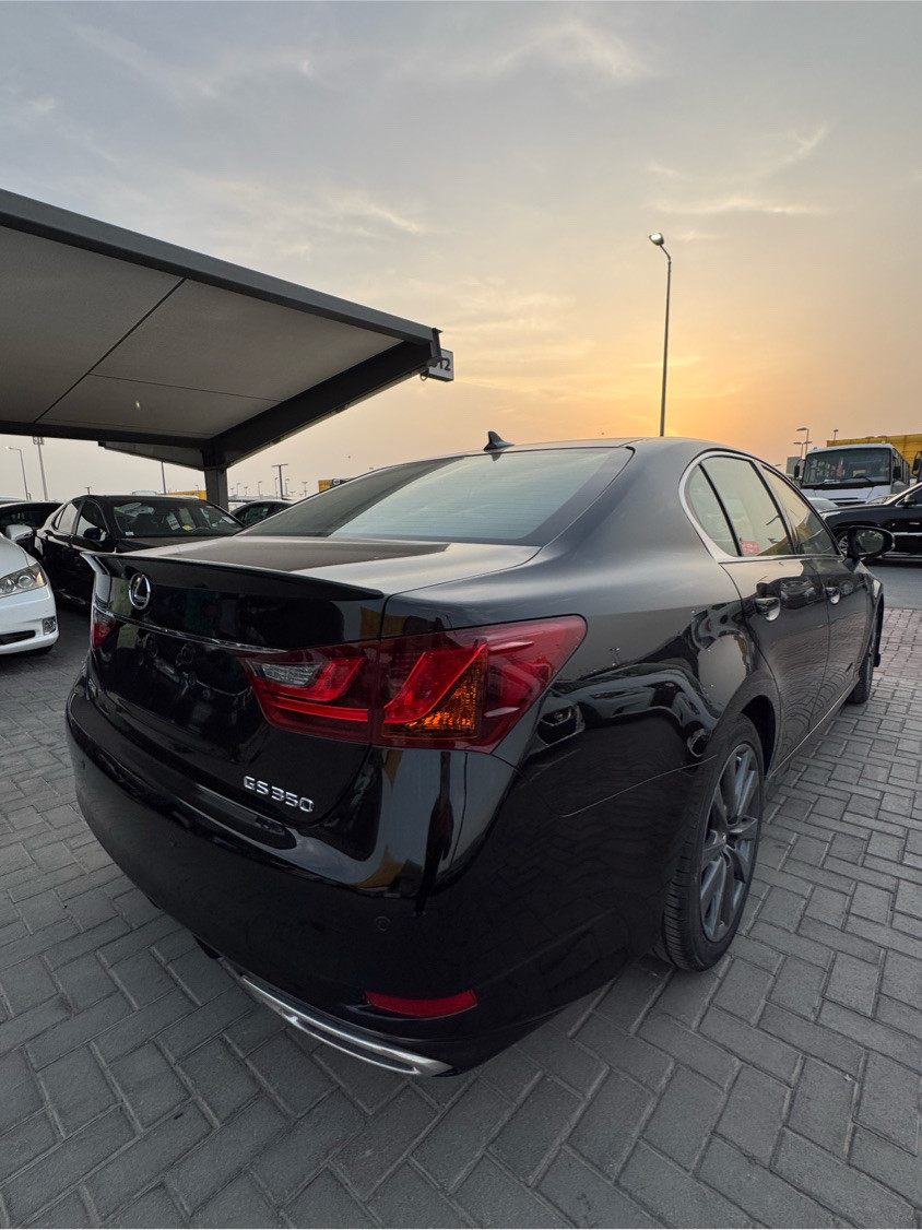 Lexus GS-Series - Image 9