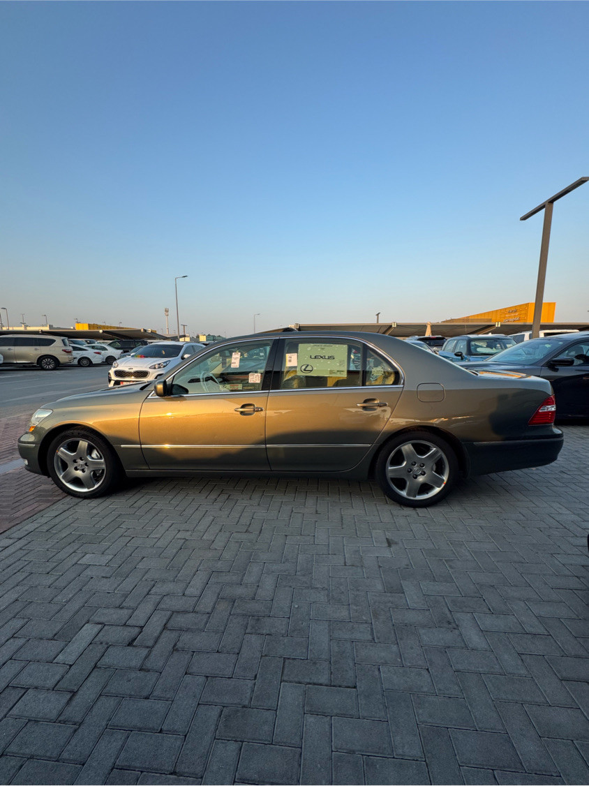 Lexus LS-Series - Image 8