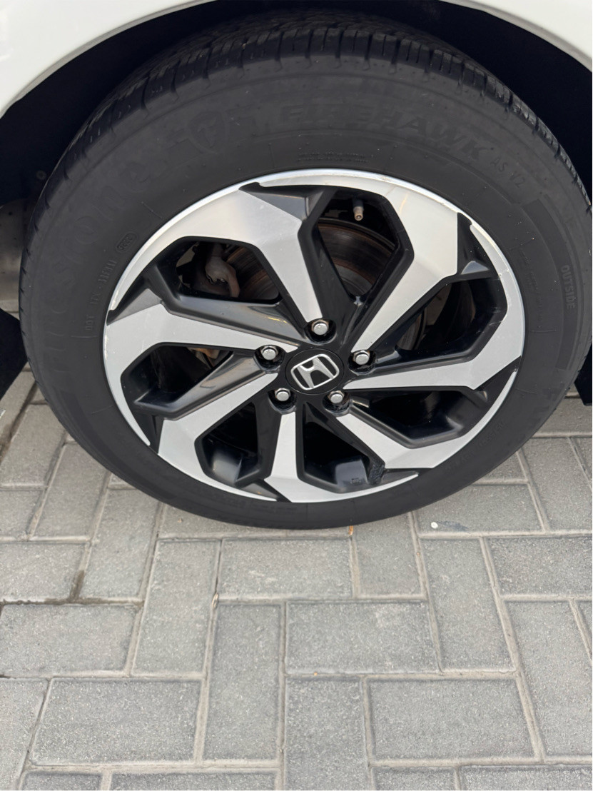 Honda Accord - Image 11