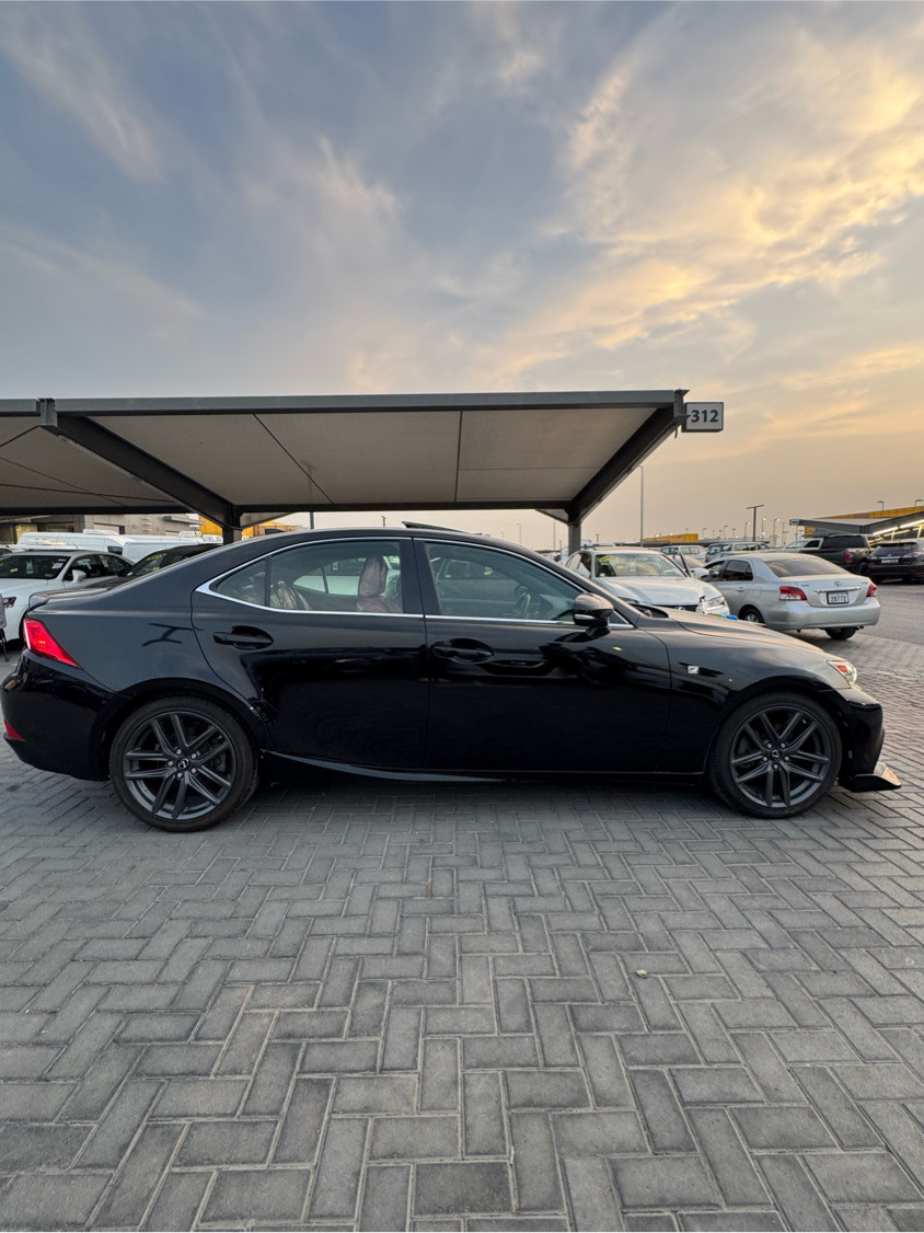 Lexus IS-F - Image 6