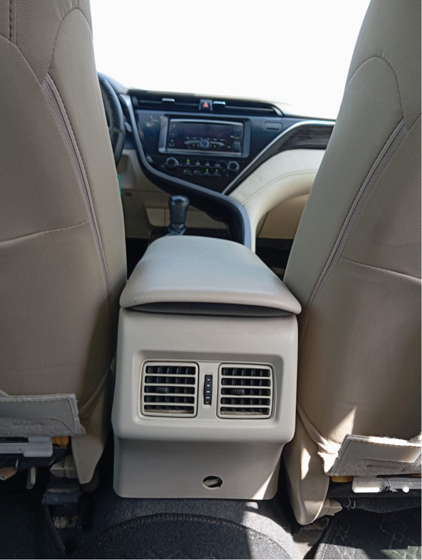 Toyota Camry - Image 13