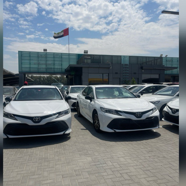 Toyota Camry - Image 3