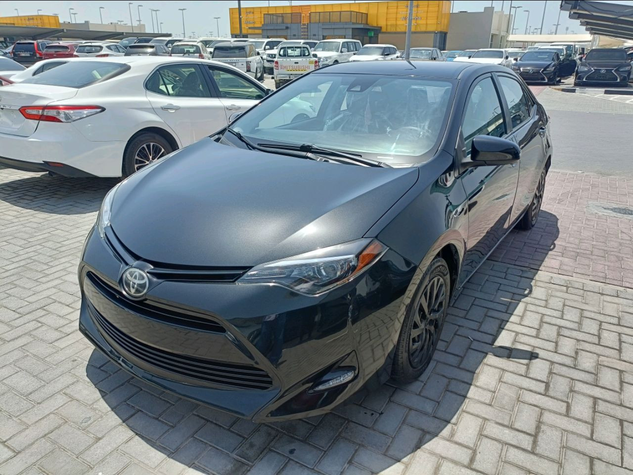 Toyota Corolla - Image 12
