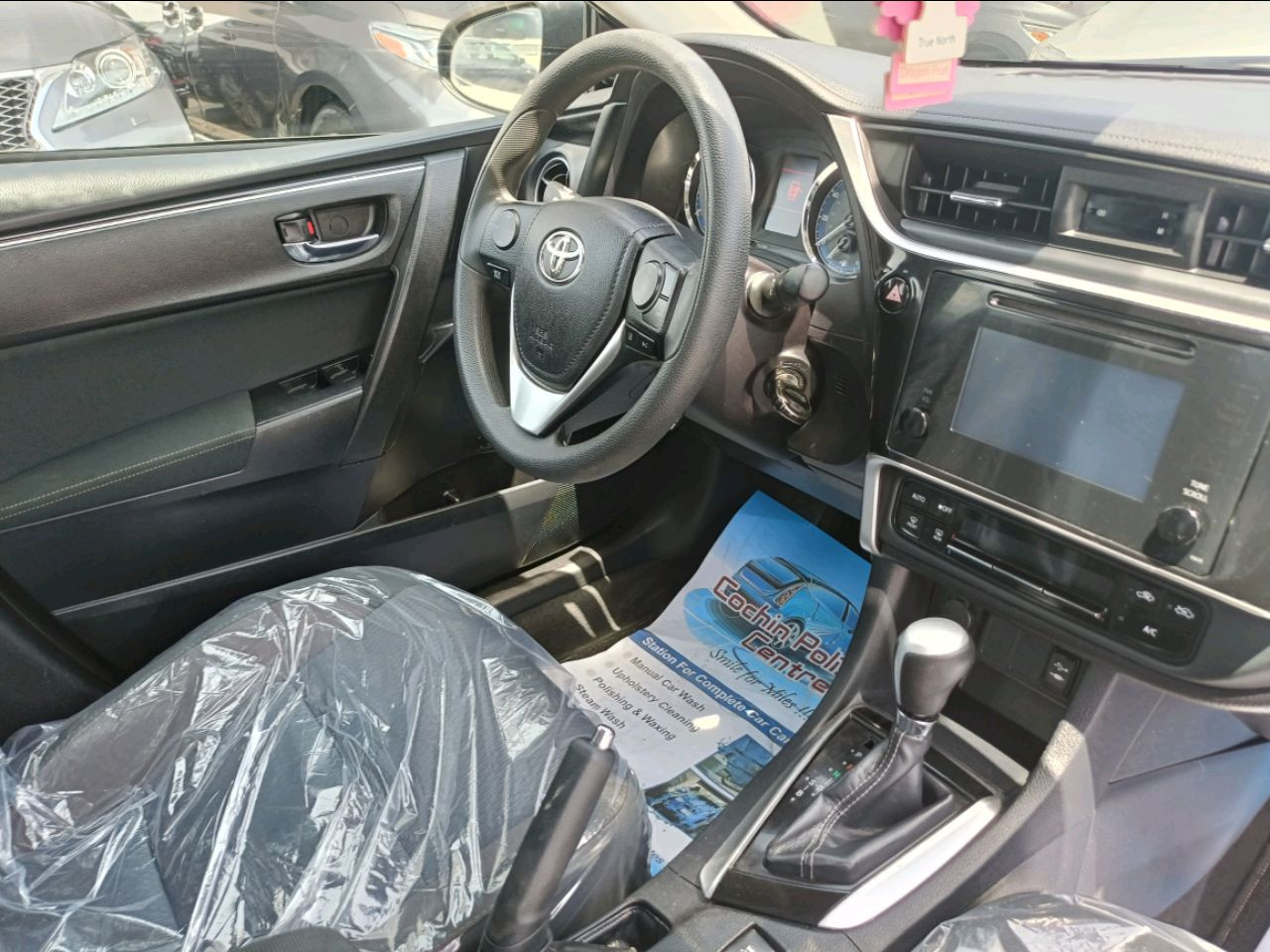 Toyota Corolla - Image 18