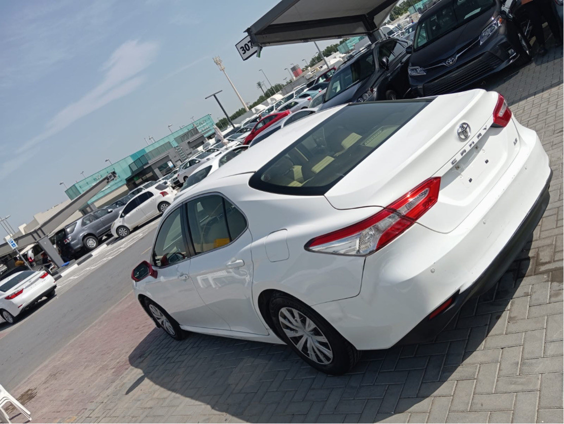 Toyota Camry - Image 7