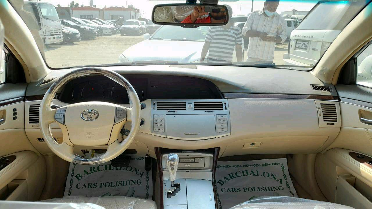 Toyota Avalon - Image 4