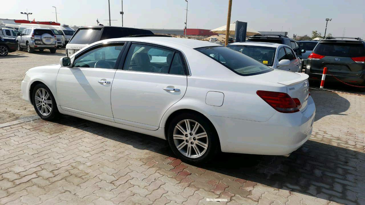 Toyota Avalon - Image 6