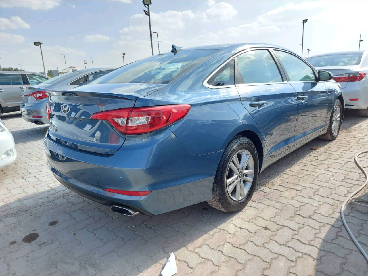 Hyundai Sonata - Image 3