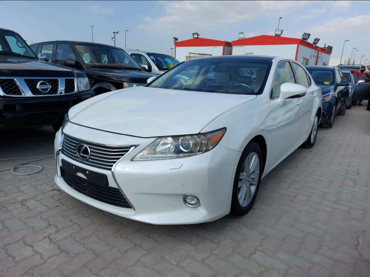 Lexus ES-Series - Image 2