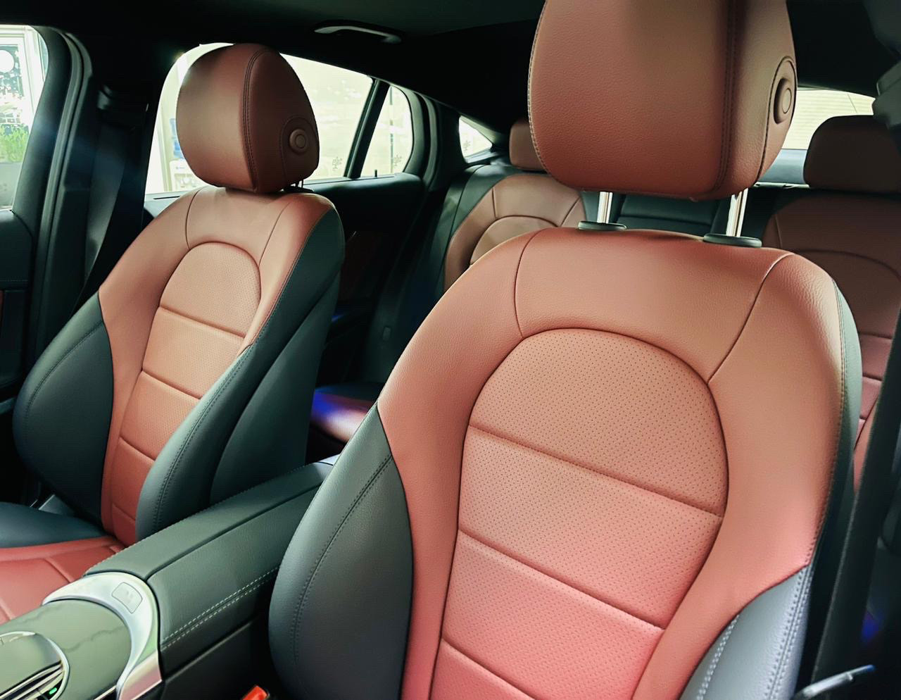 Mercedes Benz GLC - Image 9