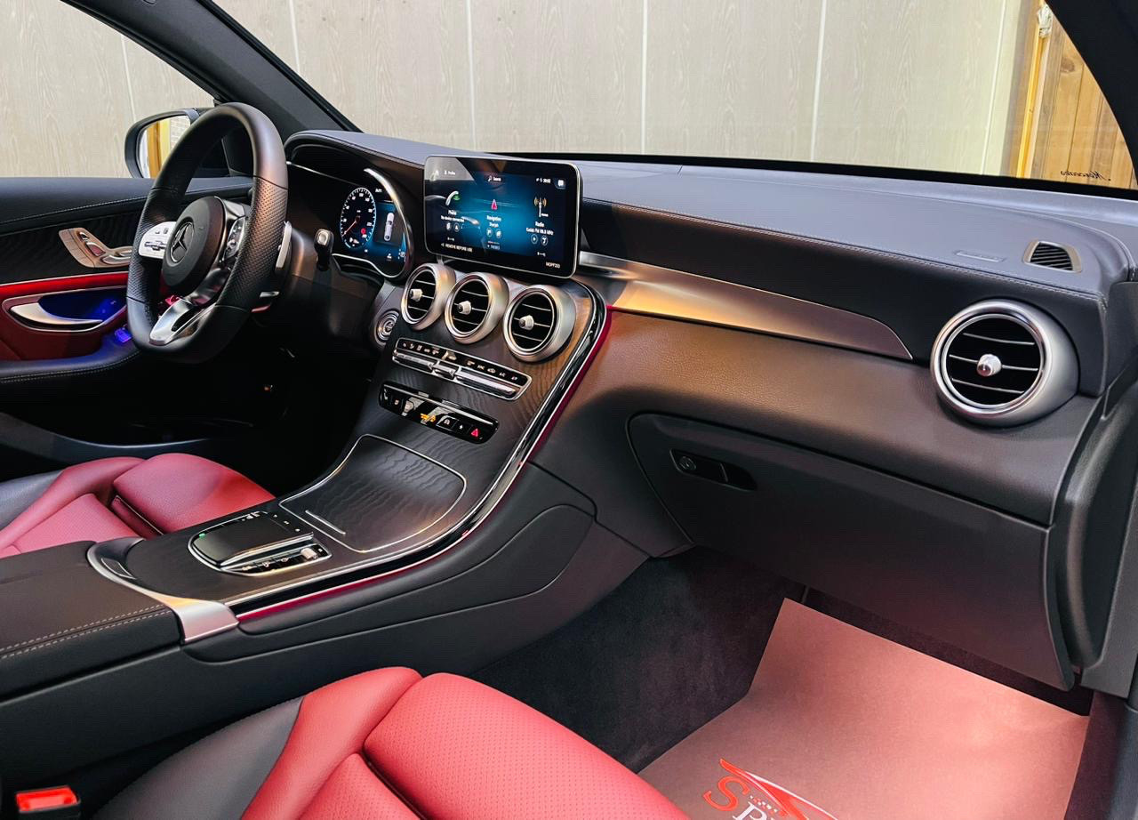 Mercedes Benz GLC - Image 13