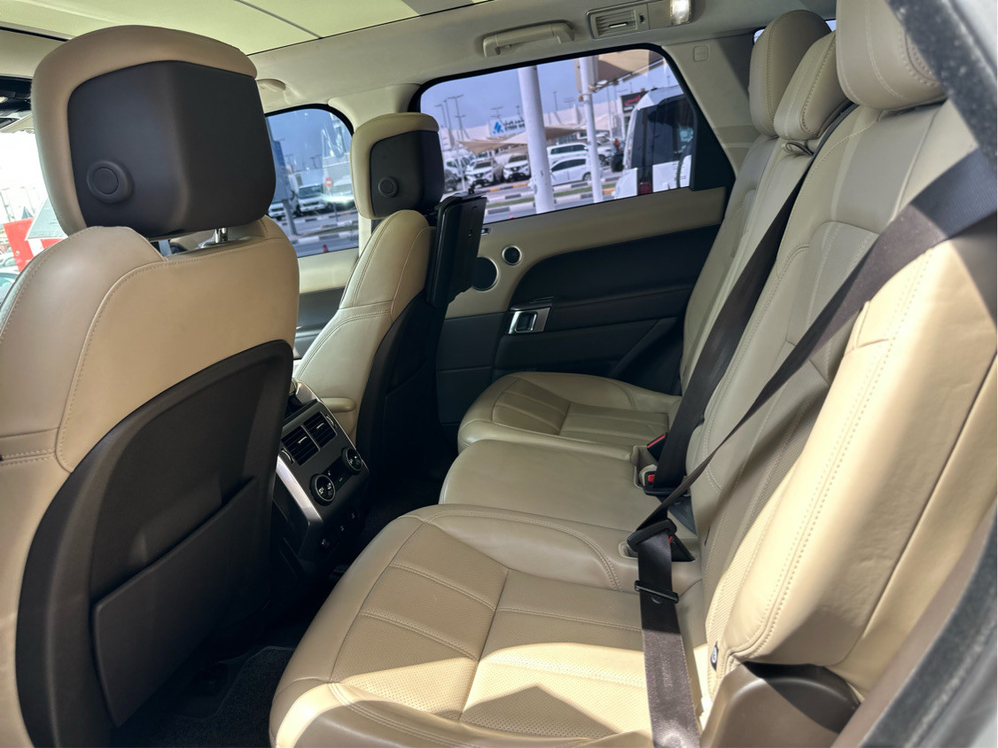 Range Rover Sport - Image 4