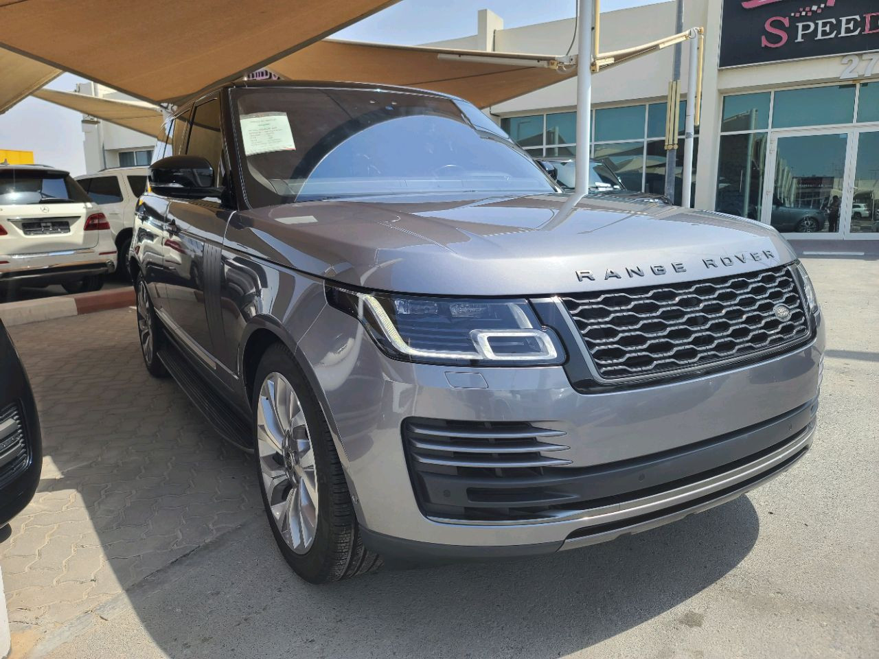 Range Rover Vogue - Image 6