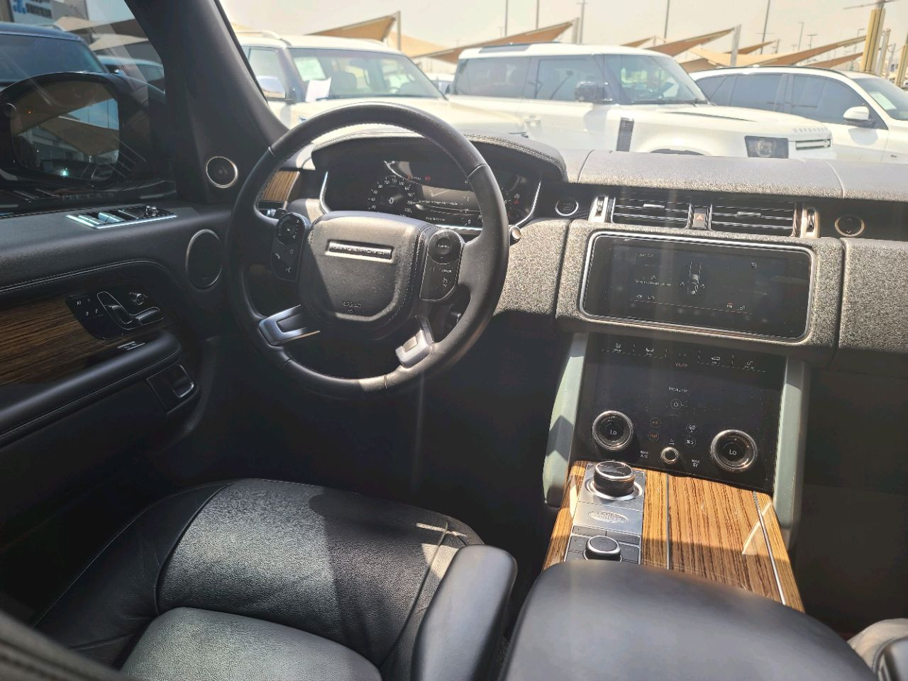 Range Rover Vogue - Image 3