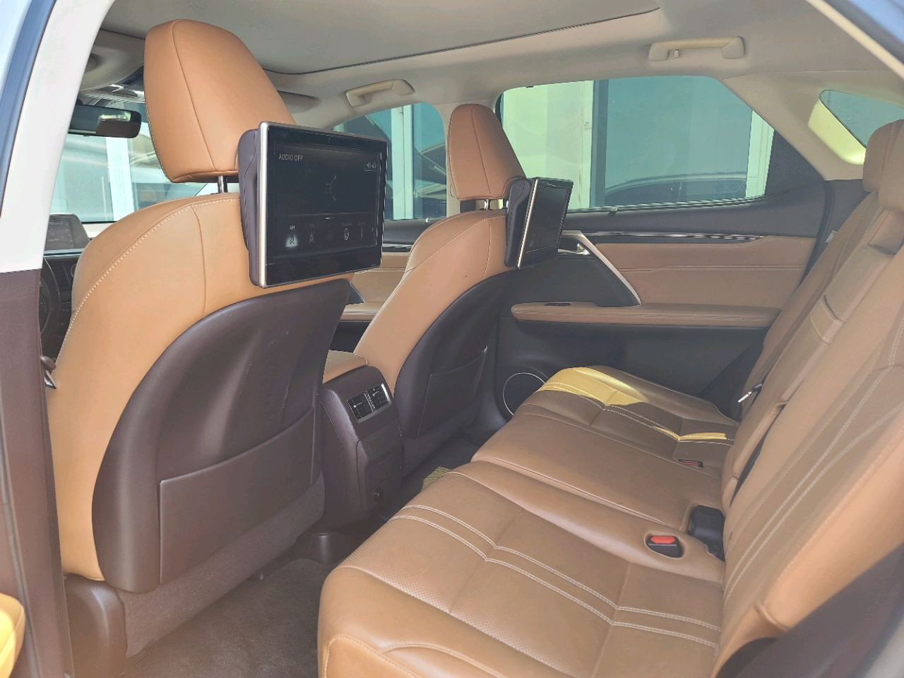 Lexus RX-Series - Image 3