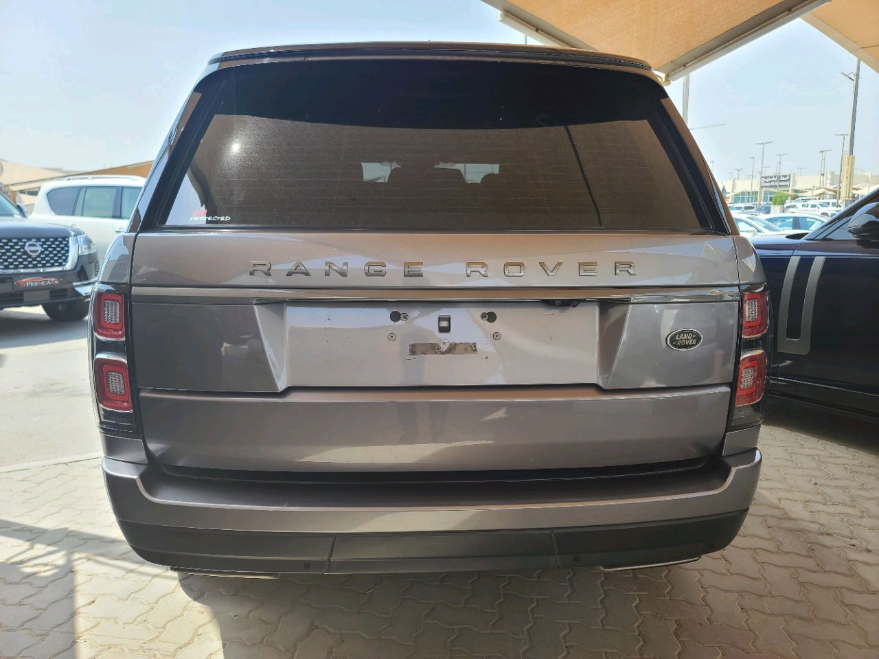 Range Rover Vogue - Image 18