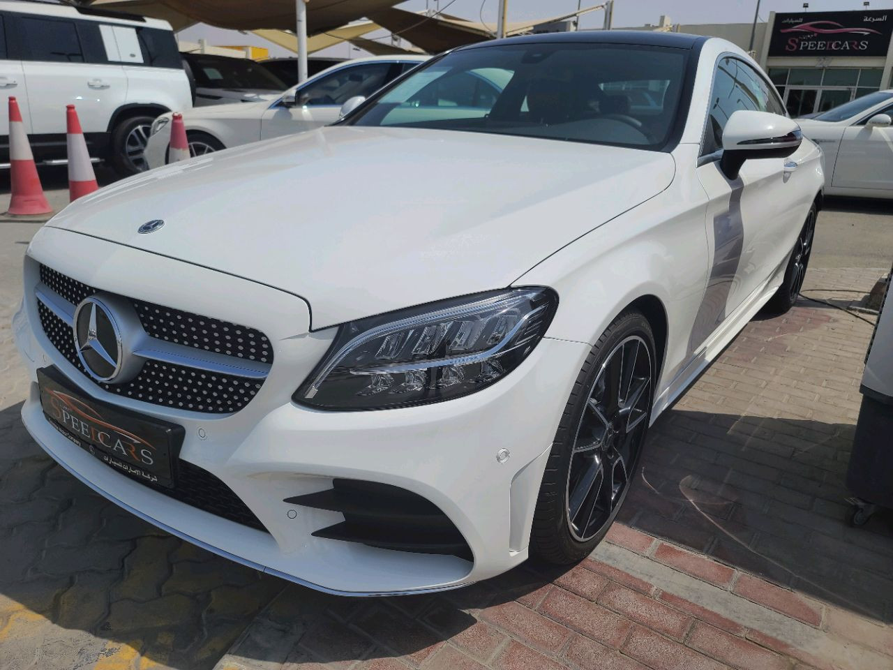 Mercedes Benz C-Class - Image 4
