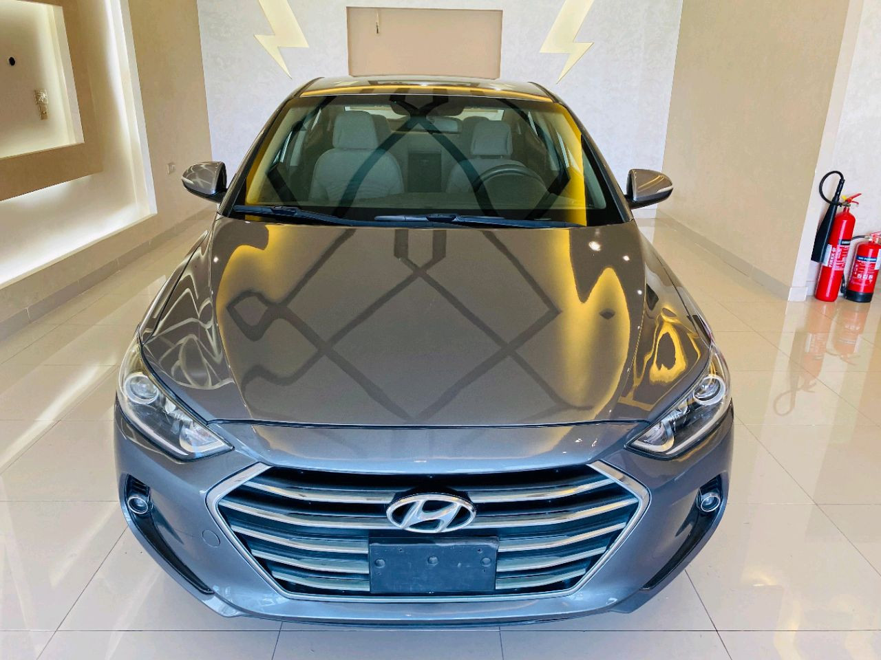 Hyundai Elantra - Image 10
