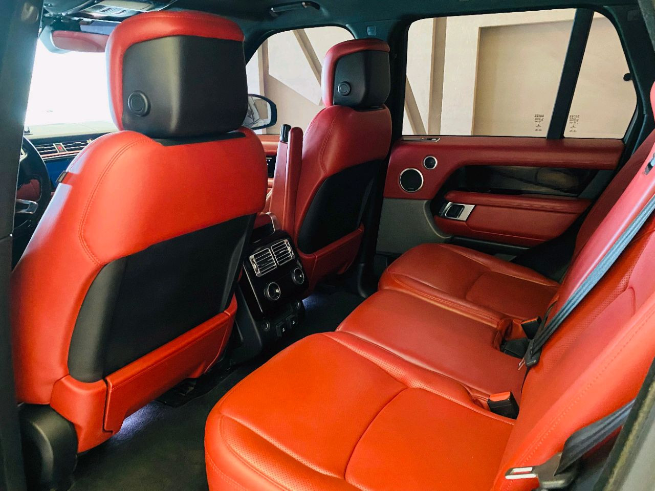 Range Rover Vogue - Image 10