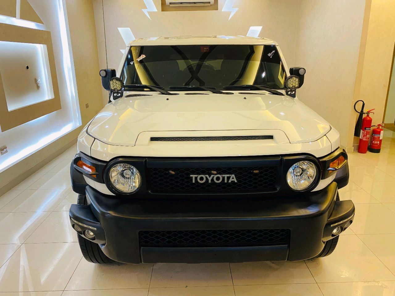 Toyota FJ Cruiser - Image 9