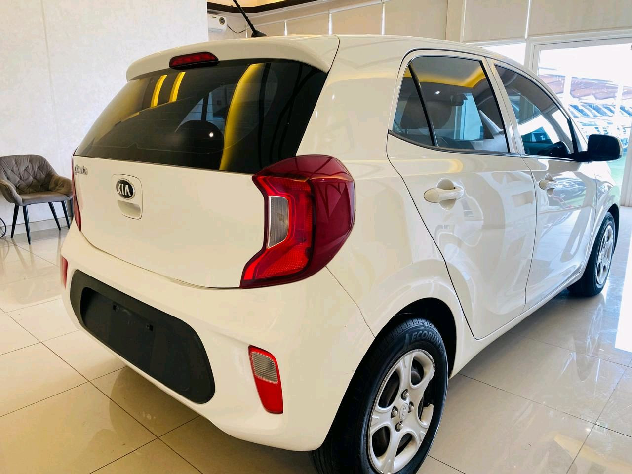 KIA Picanto - Image 11