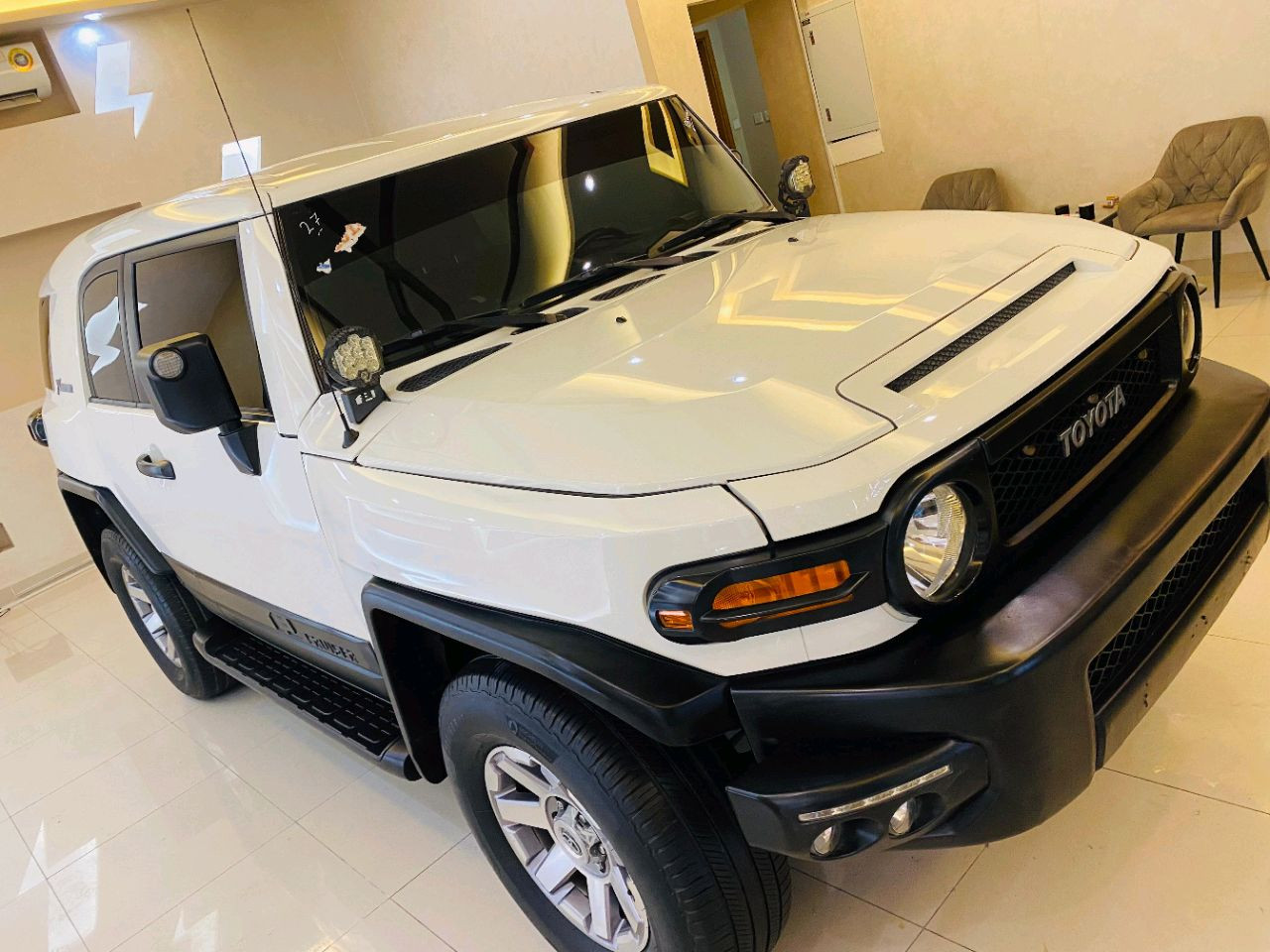 Toyota FJ Cruiser - Image 8