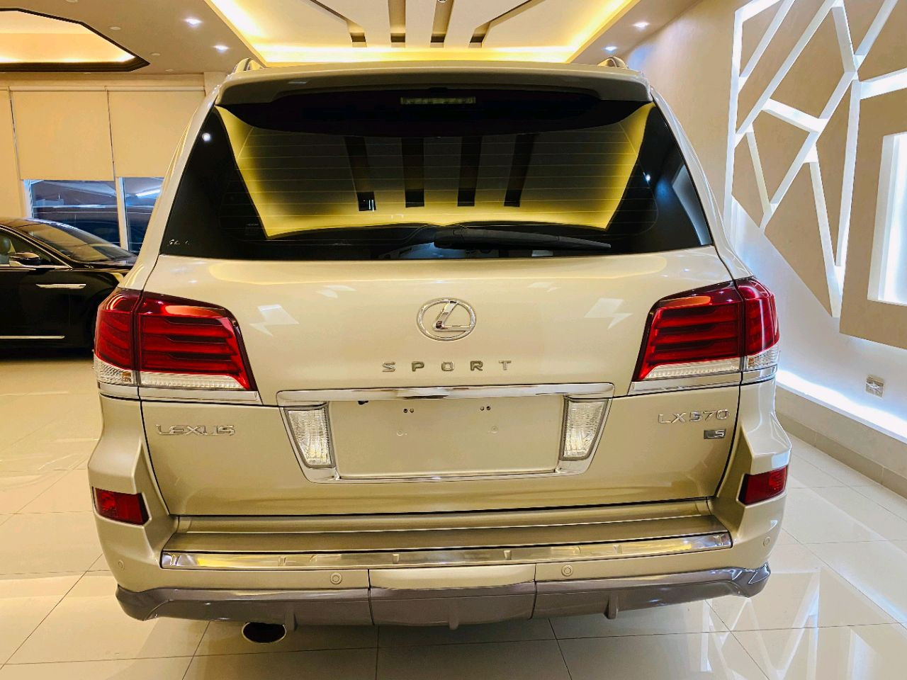 Lexus LX-Series - Image 10